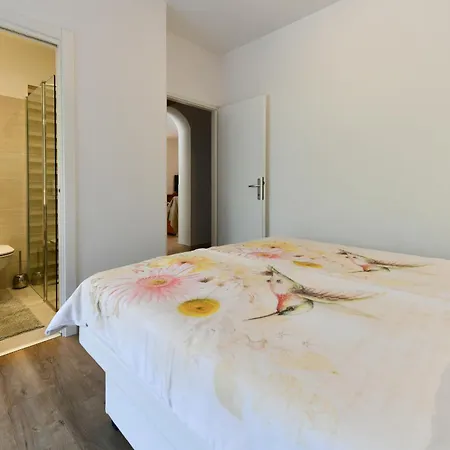 Dolores Apartament *